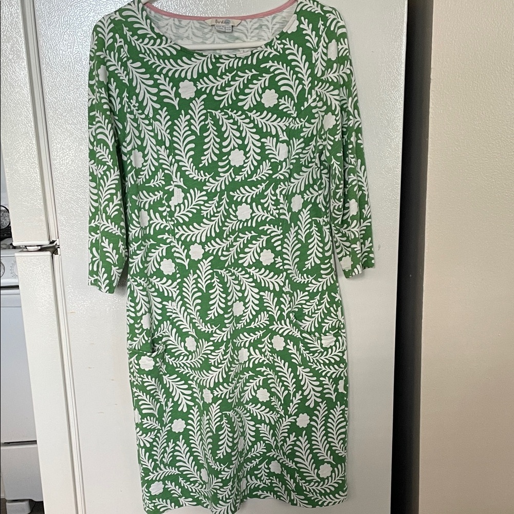 Boden 8 100% Cotton Green and White Floral 3/4 Sleeve Dress Pockets Spring Vibe